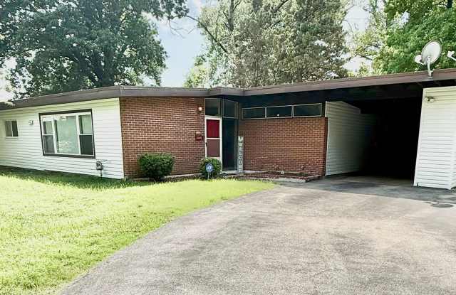 Spacious 3 + Bedroom with 2 Full Baths for Rent photos photos