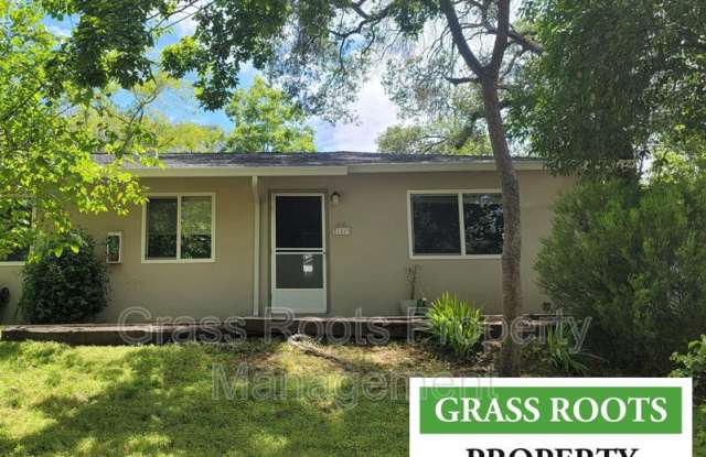 1269 Live Oak Lane photos photos