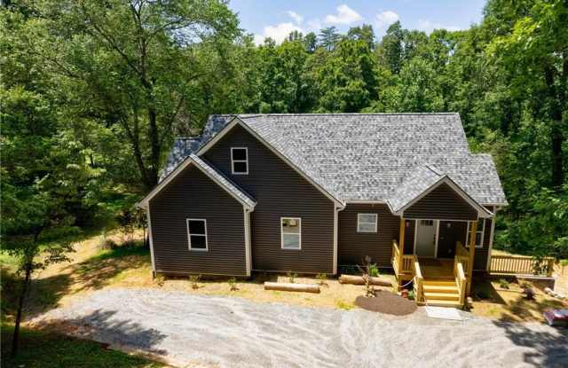 872 Chestatee Circle - 872 Chestatee Circle, Dawson County, GA 30534