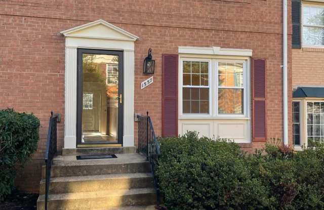 1557 BRUTON COURT photos photos