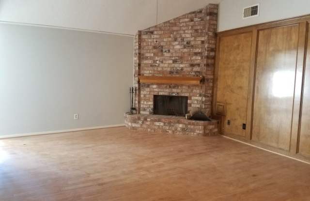 903 Valley Ranch Dr Gallery 2