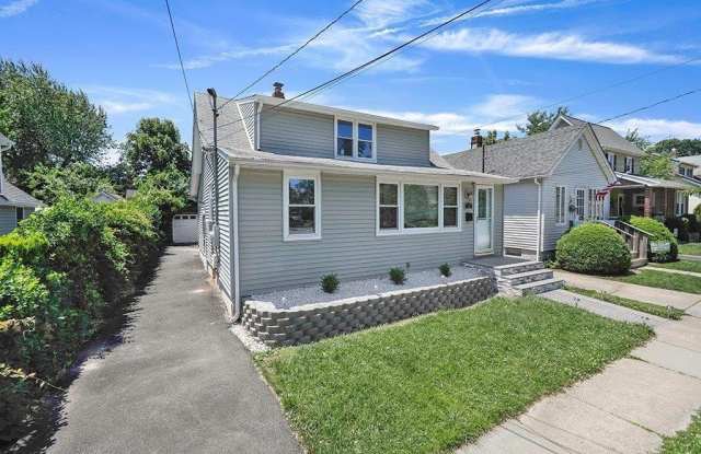 8 Winthrop Street - 8 Winthrop Street, Lynbrook, NY 11563