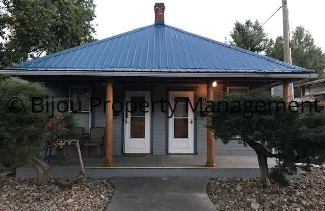 911 E. Platte Ave - 911 East Platte Avenue, Colorado Springs, CO 80903