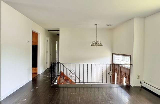 42 Merriewold Lane N Gallery 3