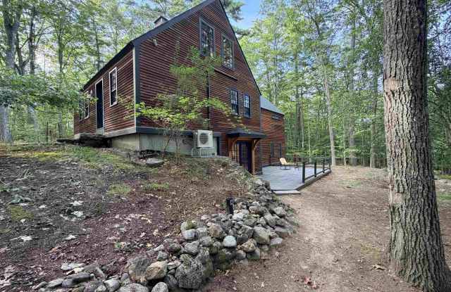 40 Colby Road Gallery 2