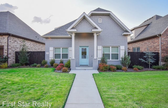 611 N Salem Rd (Lot 79 FHV) - 611 North Salem Road, Fayetteville, AR 72704