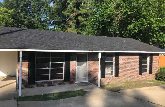 **AVAILABLE NOW**Nice 3 Bedroom / 1 Bathroom Home for Rent in Columbus, GA*** photos photos