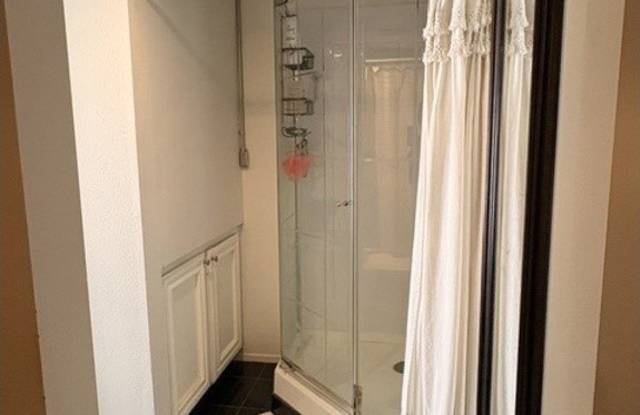 22326 Silent Brook Gallery 4
