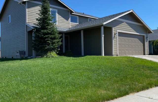 Large Corner Lot 4BR, 2.5BA Cheney Home In Big Sky photos photos
