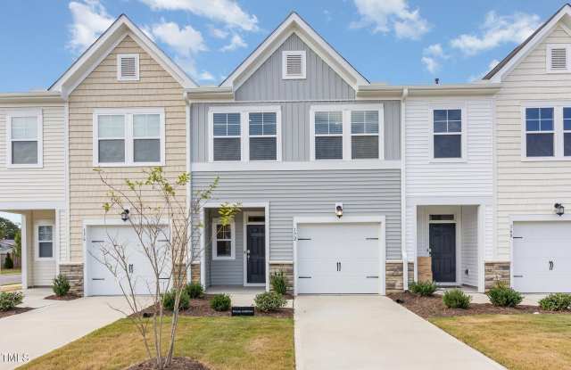 172 Paramount Drive photos photos
