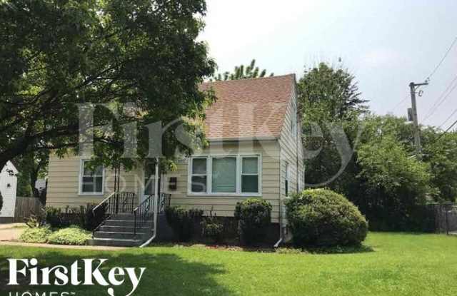 6667 Glenview Drive photos photos