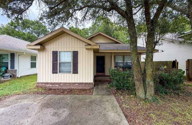 3 Bedroom 2 Bath Patio Home Located in Lakewood Cottages Subdivision! Gallery 1