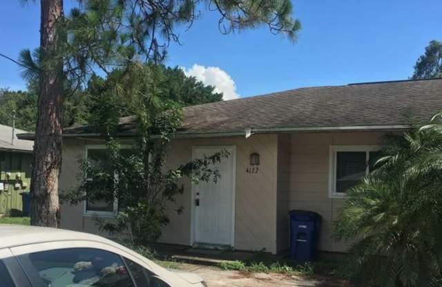 ** NORTH FORT MYERS 3 BEDROOMS\2 BATHS READY FOR A LONG TERM TENANT ** PET FRIENDLY ** photos photos