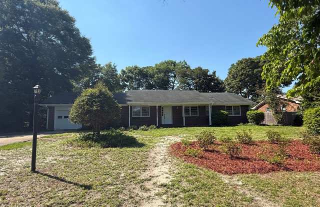 Spacious 4 Bedroom Home with Bonus Room & Large Fenced Backyard photos photos