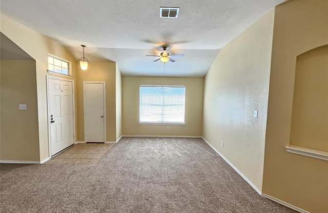 1232 Sweetwater Drive Gallery 4