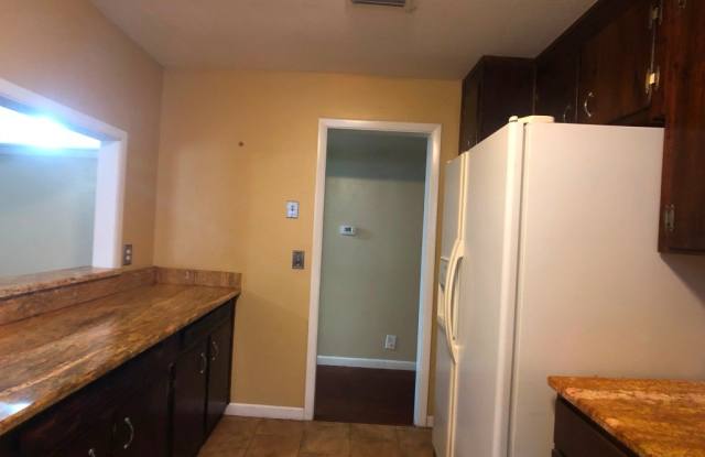 2712 Arlex Drive East Gallery 4