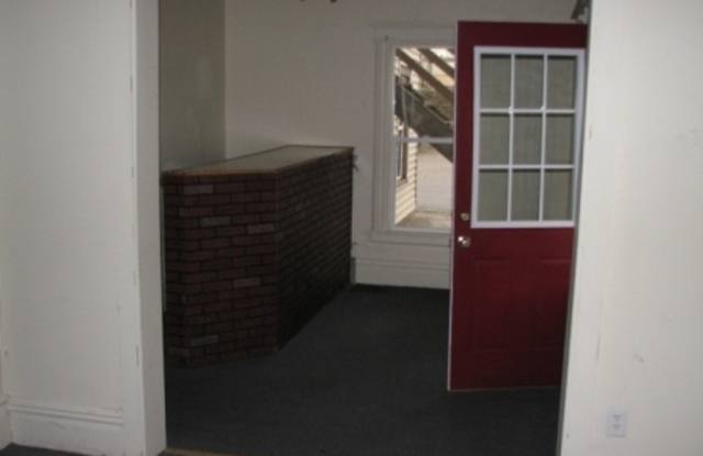 1420 West Michigan Avenue Gallery 3