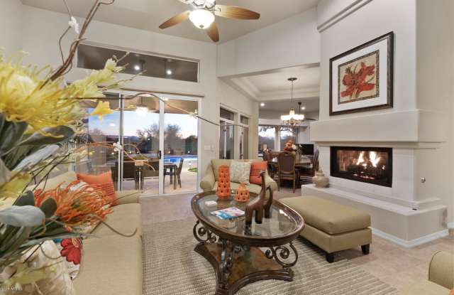 7737 E HARTFORD Drive Gallery 2