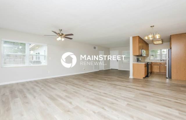 5730 Oleander Drive Gallery 4