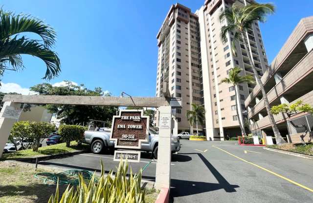 Park At Pearlridge 2 bedroom/ 2bath Condo - 98-351 Koauka Loop, Waimalu, HI 96701