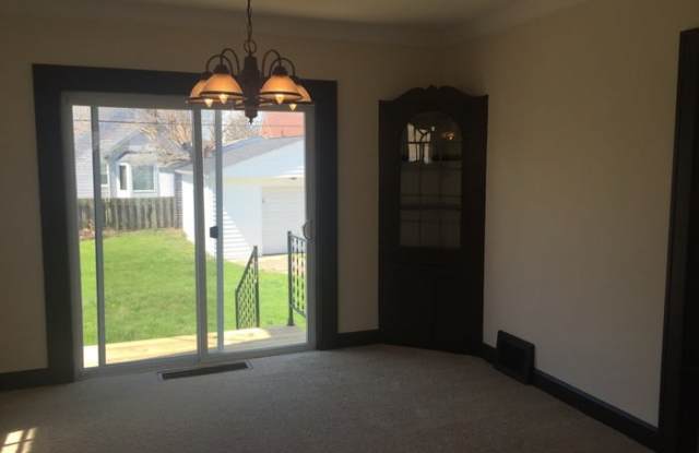 6126 Wareham Drive Gallery 4