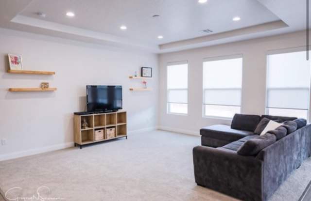 3167 East Red Cedar Drive Gallery 3