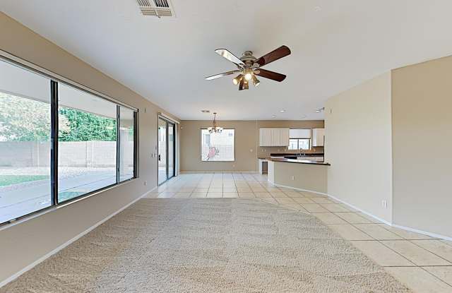 132 W RAVEN Drive Gallery 3