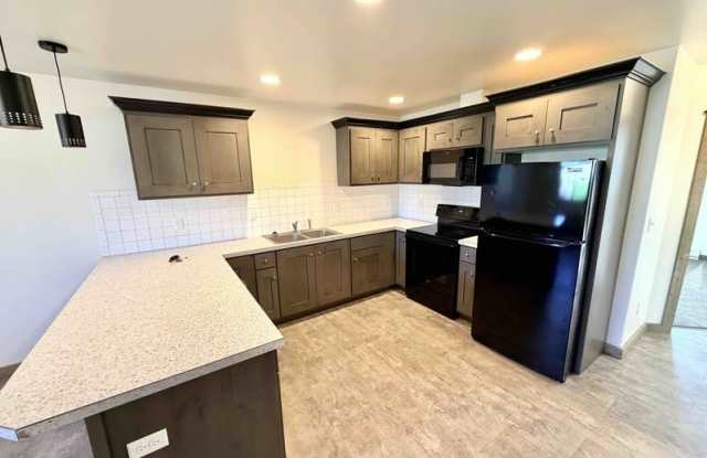 1040 Enterprise Drive - 3 Gallery 1