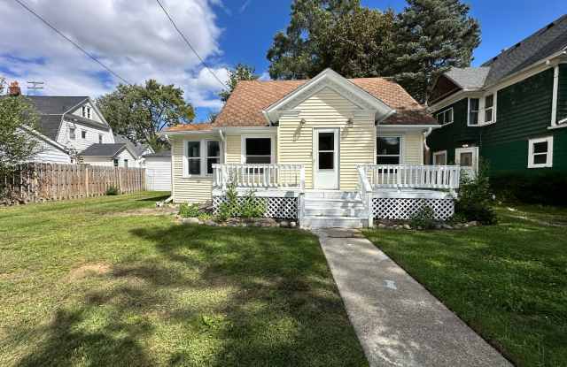 Three Bedroom Home in Battle Creek photos photos