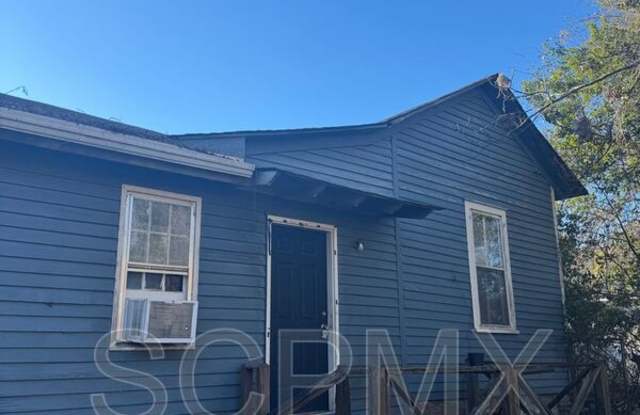 1529 Henley St photos photos