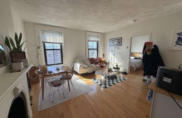 701 Massachusetts Avenue 10 - 701 Massachusetts Avenue, Boston, MA 02118 701 Massachusetts Avenue 10 - 701 Massachusetts Avenue, Boston, MA 02118