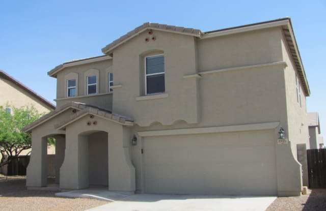 2221 W Sunset Surprise Court - 2221 West Sunset Surprise Court, Casas Adobes, AZ 85742