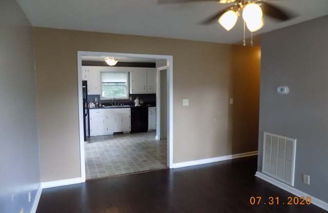 426 Sideline Dr Gallery 3