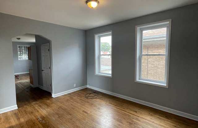 4920 West 30th Street - 2R Gallery 1