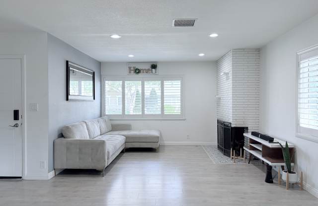 11817 Goldendale Drive Gallery 4