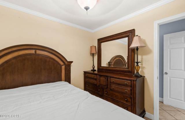 5505 Sun Harbor Road Gallery 3