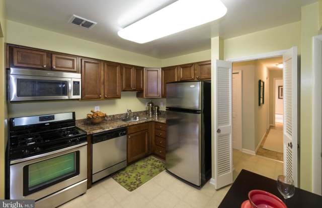 12 RUXVIEW COURT Gallery 4