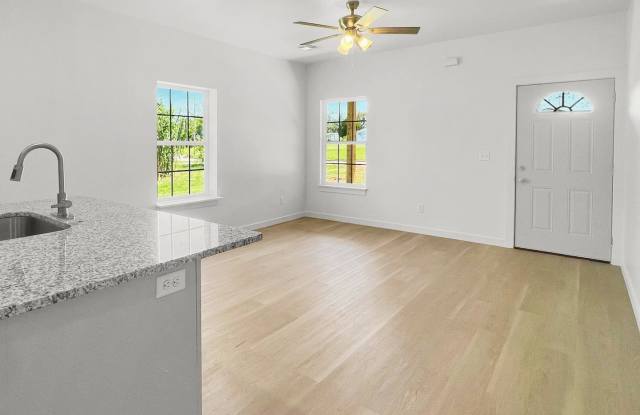 Cozy Brand-New 2-Bedroom Home for Rent in Lawton, OK! photos photos