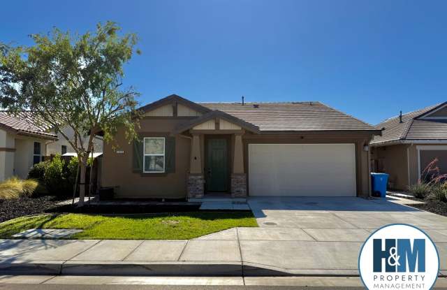 4 Bedroom Home in Hollister photos photos 4 Bedroom Home in Hollister photos photos