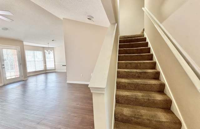 9879 Averbury Drive Gallery 4