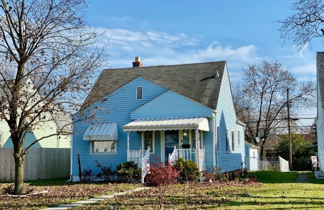 950 S Hague Avenue - 950 South Hague Avenue, Columbus, OH 43204