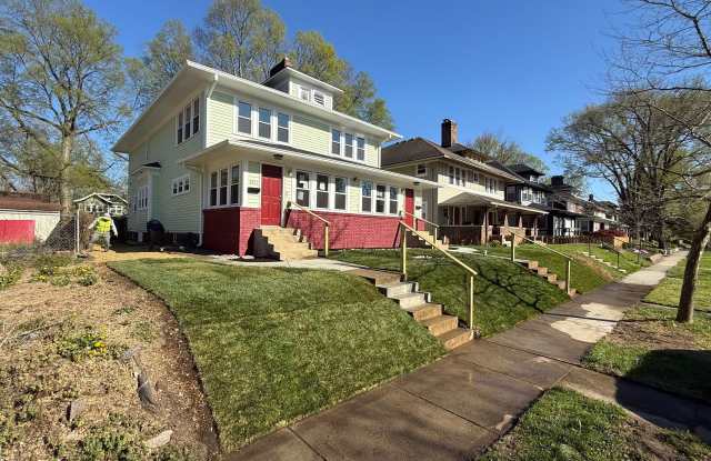 4073 N College Ave photos photos