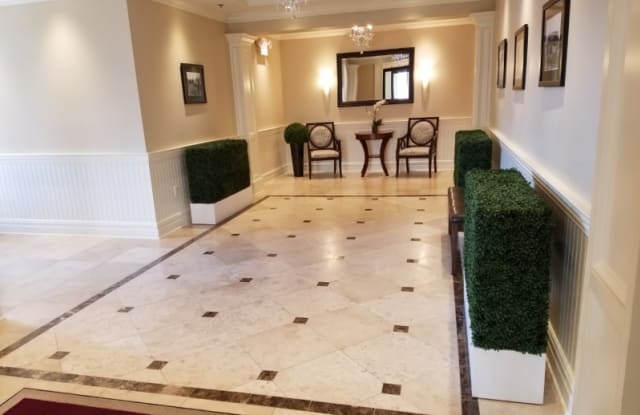 246 SOUTH AVE - 246 South Ave, Fanwood, NJ 07023