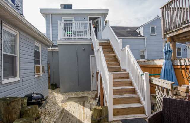 54 Carteret Avenue Gallery 2