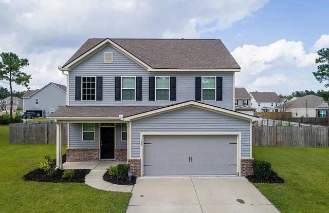 4BR/2BA with Granite Kitchen, Hardwoods & Fenced Yard photos photos