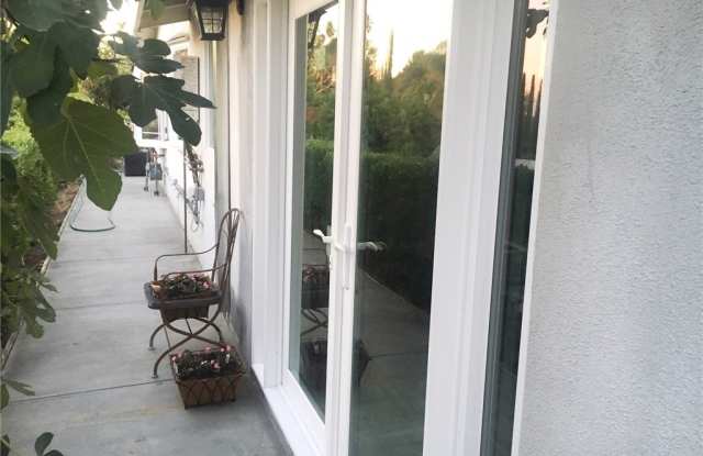 5624 Mason Avenue Gallery 2
