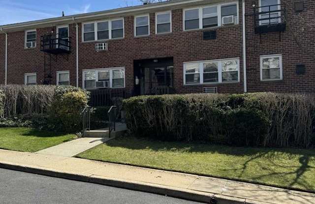 1620 Valley Street - 1620 Valley Street, Fort Lee, NJ 07024