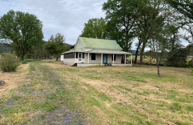 Gorgeous!! Peaceful Farm House - Rent INCLUDES Power! photos photos