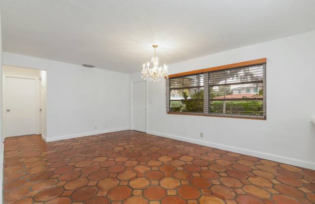 113 GREGORY Place Gallery 2