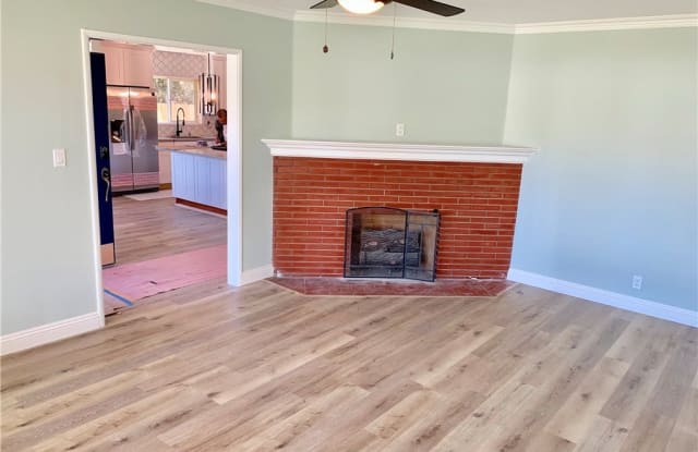 928 West 19th Street - 928 West 19th Street, Santa Ana, CA 92706